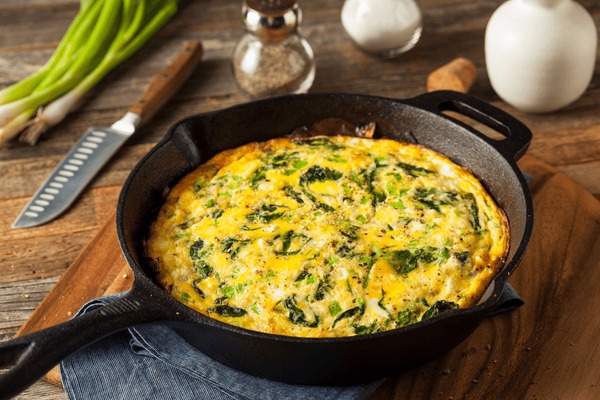 homemade-spinach-cheddar-cheese-egg-quiche-simple-healthy-breakfast-for-weight-loss